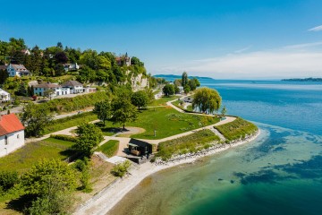 Der Überlinger Uferpark lädt zum Schlendern ein