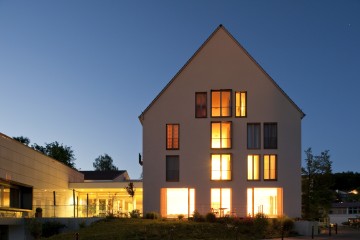 Hotel St. Elisabeth bei Nacht