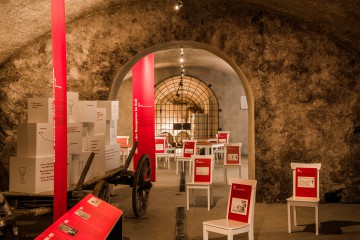 Hier beginnt der Ausstellungsbesucher seine Erkundungstour auf Hortenses Spuren.