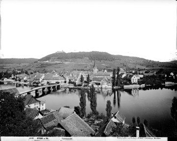 Stein am Rhein: Blick von Süden auf die Altstadt. Atelier Wolf, um 1895