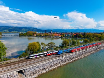 Bahndamm zwischen Lindau-Insel und Festland