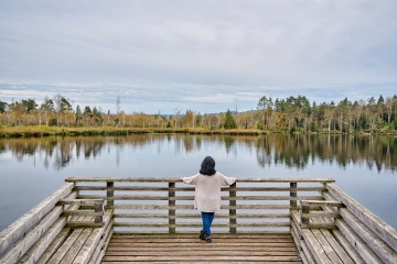 Beim Naturbaden in Verbindung zu sich selber kommen