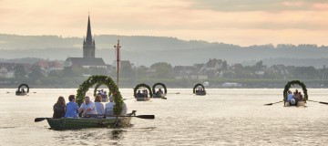 Blumenparade auf dem Wasser