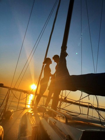 Sunset Sailing für zwei