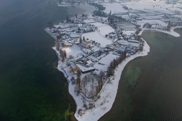Verschneite Insel Reichenau
